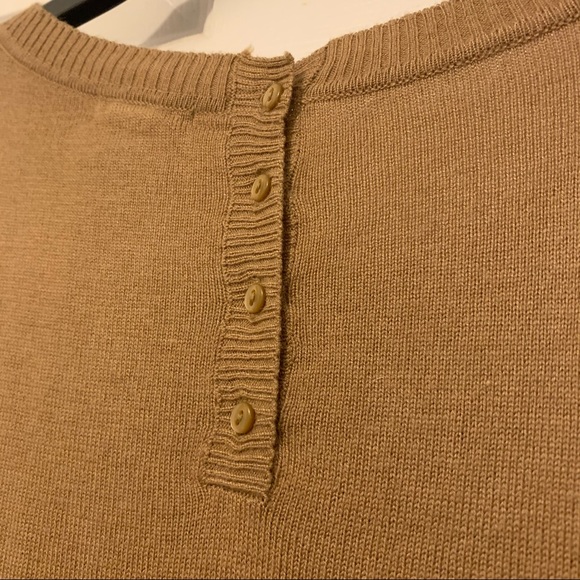 Scoop neck H&M sweater, like new - Picture 4 of 5